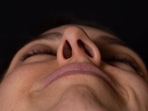 Symptoms of Deviated Septum – Dr. Saumil Shah
